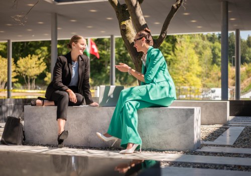 Spezialisierte Studienfächer an Schweizer Universitäten: Erkundung des Bildungssystems in Europa und der Schweiz